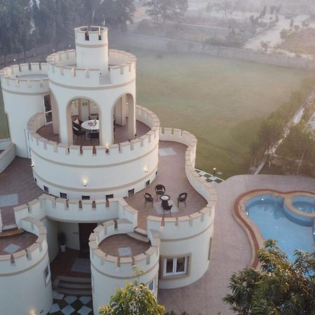 Stayvista'S Mystic Castle With Terrace, Swimming Pool, Lawn With Gazebo Jaipur Exterior foto