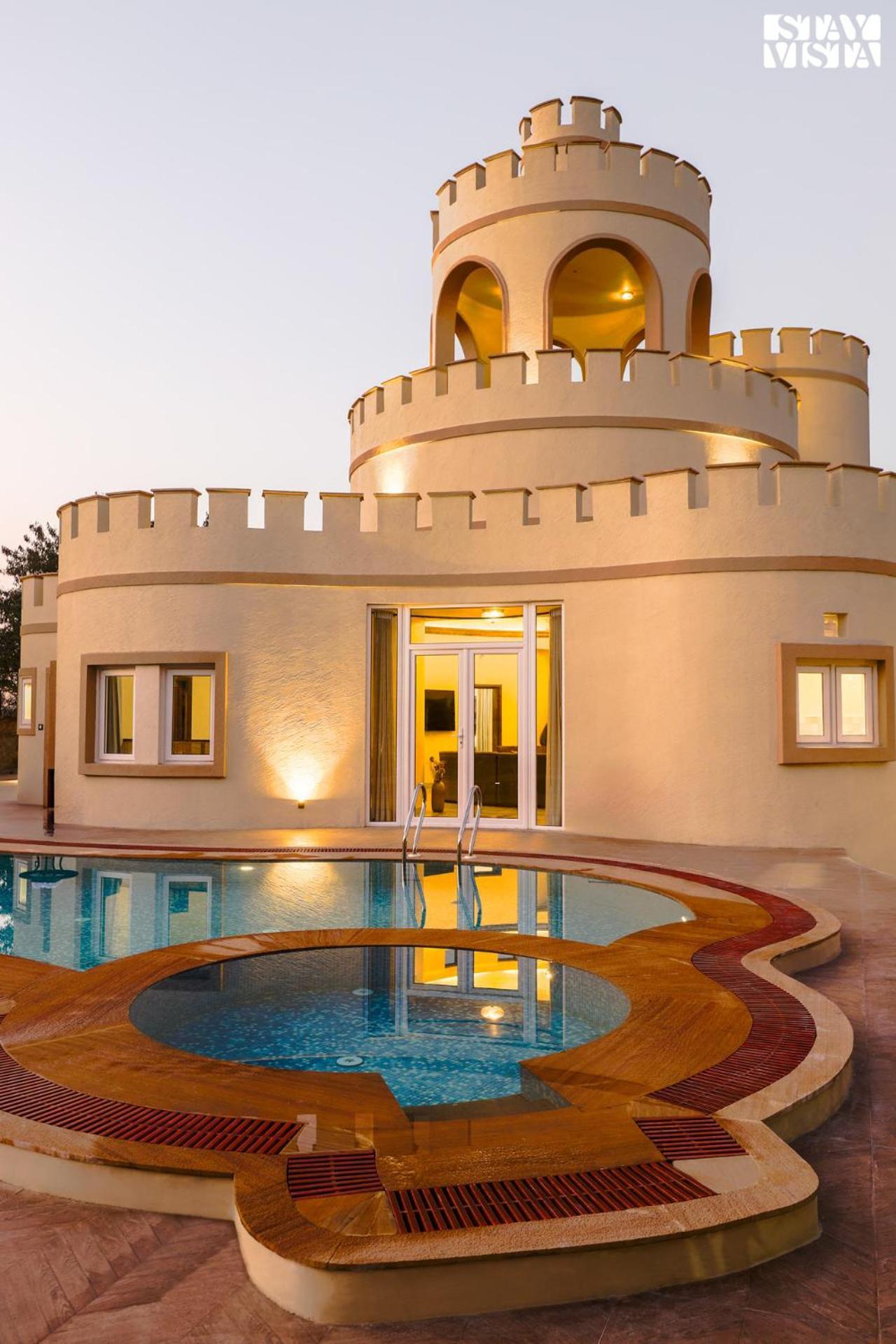 Stayvista'S Mystic Castle With Terrace, Swimming Pool, Lawn With Gazebo Jaipur Exterior foto